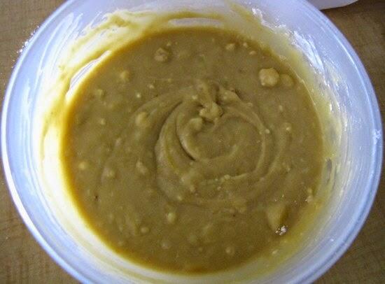 Banana Bread with Macadamia Nuts Recipe