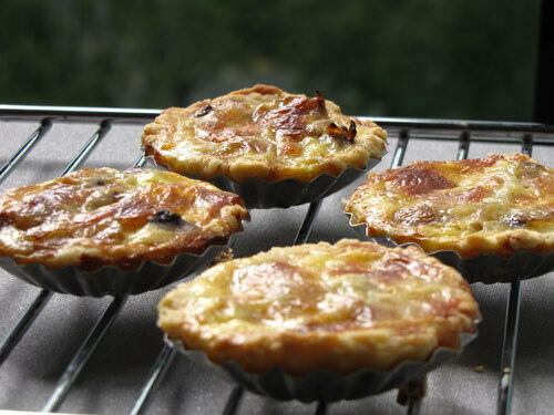 Golden Onion Mushroom Quiche Recipe