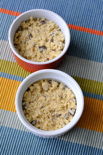 Banana Chocolate Hazelnut Crumble