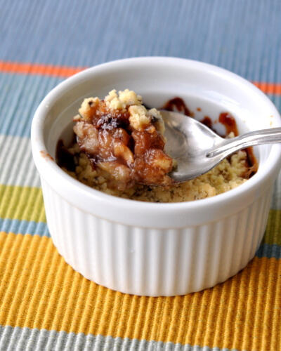 Banana Chocolate Hazelnut Crumble