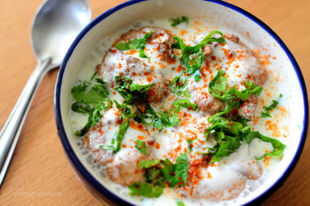 South Indian Dahi Vada - Thayir Vadai - Curd Vada Recipe