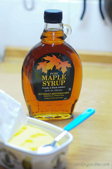 Eggless Blueberry Pancakes | Eggless Pancakes Recipe (Fluffy and Soft)