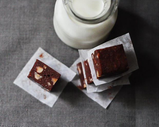 eggless no bake biscuit brownie recipe