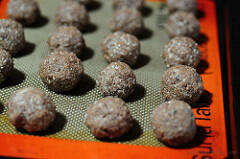 Easy Basic Cake Pops Recipe