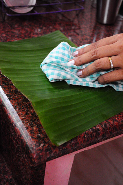 Rotte with Parippu Curry