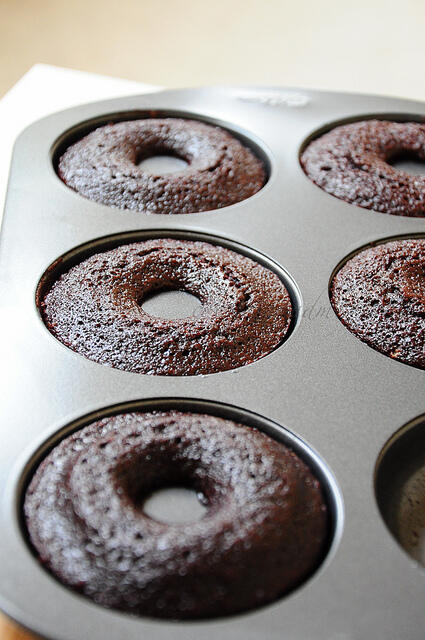 Dark Chocolate Fudge Doughnut Cakes Recipe