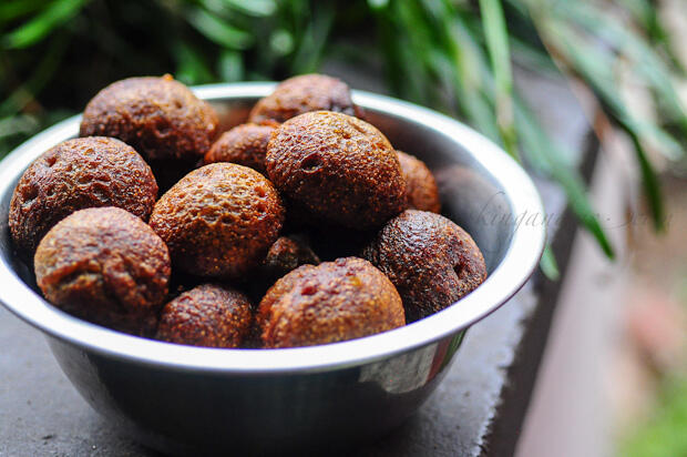 Unniyappam-Neyyappam-Diwali Sweets Recipe