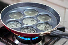 Unniyappa-Neyyappam-Diwali Sweets Recipe