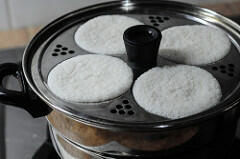 Idli with Idli Rava-Soft Idli Recipe