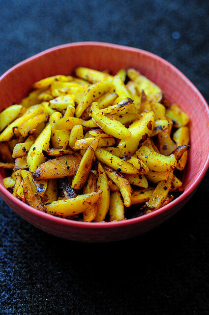 Chakkakuru Mezhukkupuratti-Stir-Fried Jackfruit Seeds (Kerala-Style)