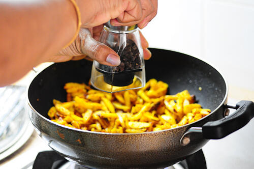 Chakkakuru Mezhukkupuratti-Roasted Jackfruit Seeds (Kerala-Style)