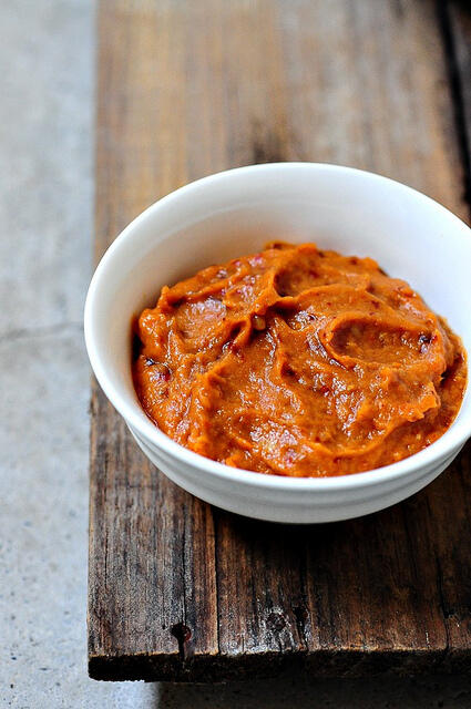 Onion Tomato Chutney Recipe (for Rava Idli, Dosa, Idli)