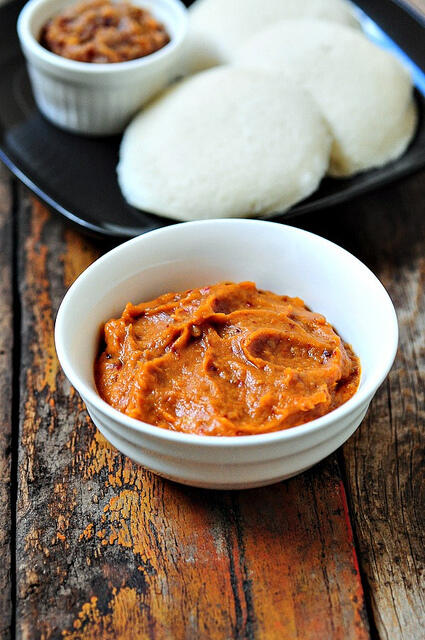 Onion Tomato Chutney Recipe (for Rava Idli, Dosa, Idli)