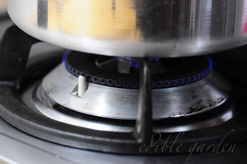 pressure cooker cake-how to make cake in a pressure cooker (no oven cake recipe)