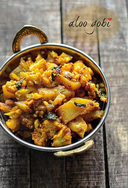 aloo gobi recipe potato cauliflower curry