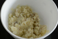 Aloo Masala Sandwich Recipe - Easy Tea Time Snack Recipes aloo masala sandwich recipe, grilled aloo sandwich