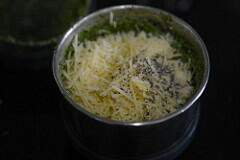 Walnut Basil Pesto Recipe, How to Make Pesto with Basil & Walnuts how to make walnut basil pesto recipe-7