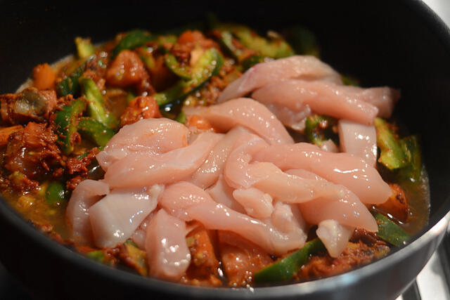 Chicken Jalfrezi, How to Make Chicken Jalfrezi Recipe Step by Step chicken jalfrezi recipe, pakistani chicken jalfrezi-7