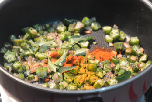 okra masala recipe, how to make bhindi masala