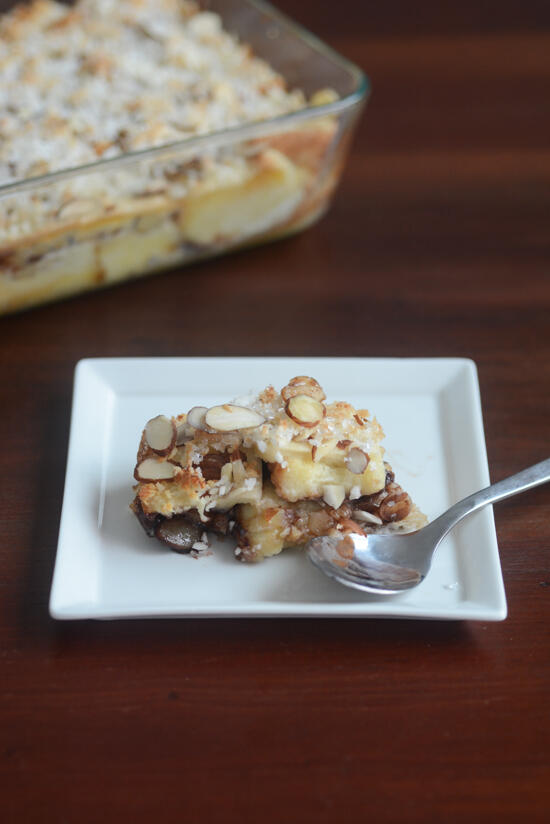 eggless bread pudding with banana chocolate chips