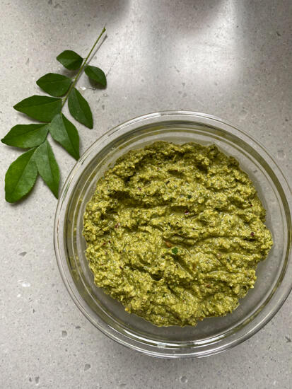 Curry leaves thogayal recipe