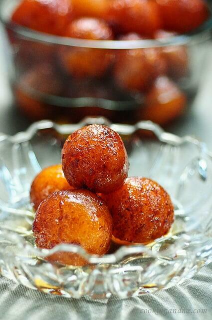 gulab jamun diwali sweet recipe with khoya