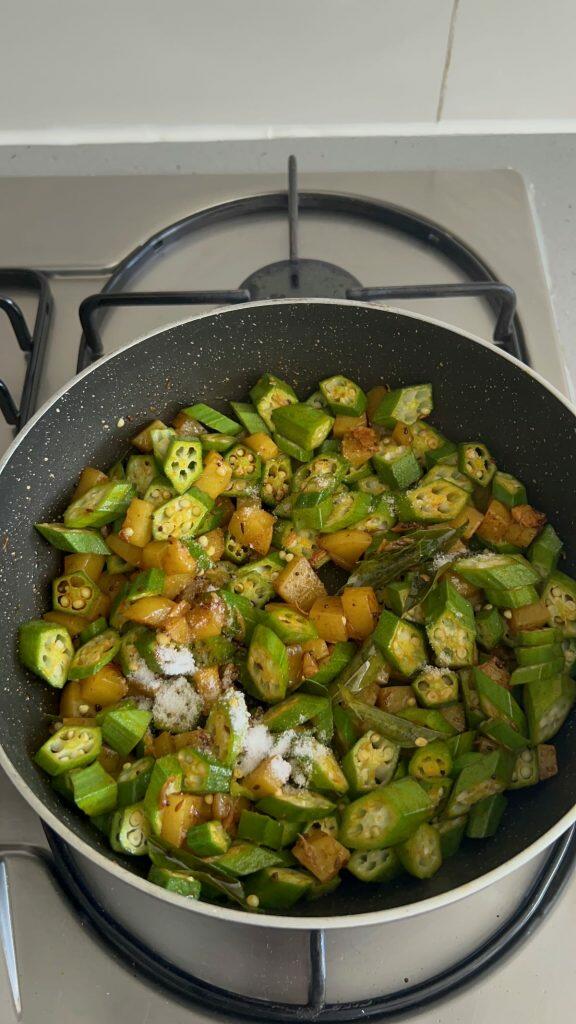 aloo bhindi recipe
