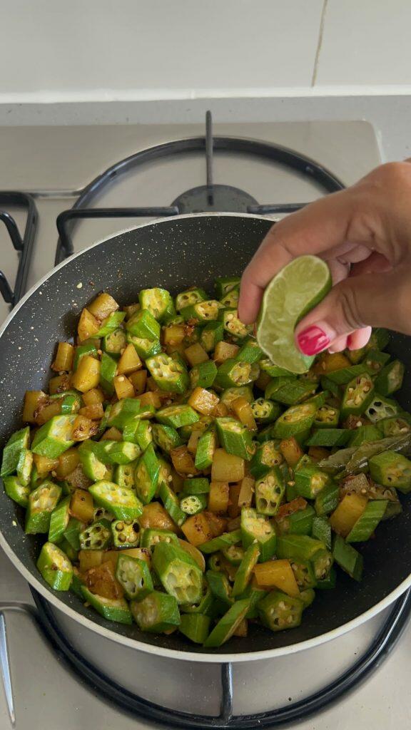 aloo bhindi recipe