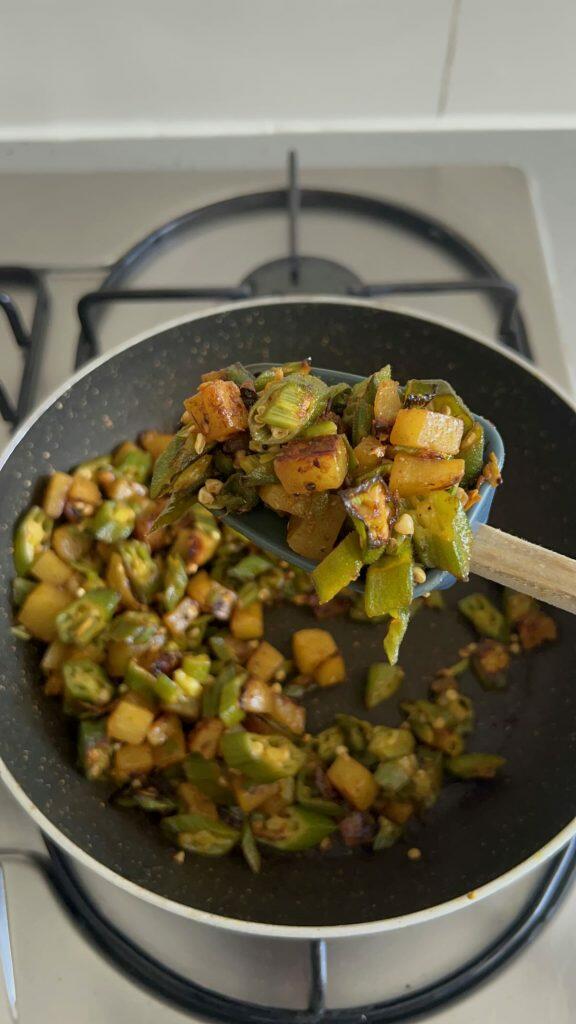 aloo bhindi recipe